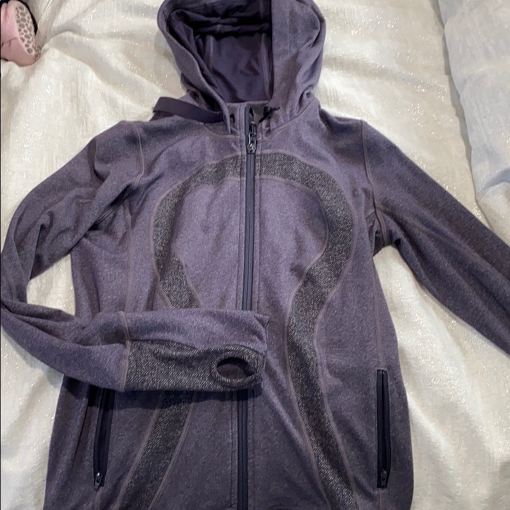 Women’s lululemon hooded jacket